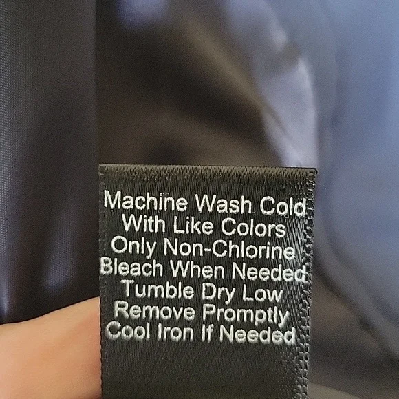 NWT Jos. A. Bank Navy Windbreaker Jacket Sleek Lightweight Design - Picture 6 of 10